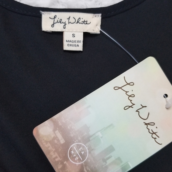 NWT Lily White sz S lightweight high low tank - Picture 3 of 5